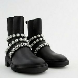 ZARA Pearl Straps Black Leather Boots Lug Sole New Combat NEW Chunky 7.5 8 9